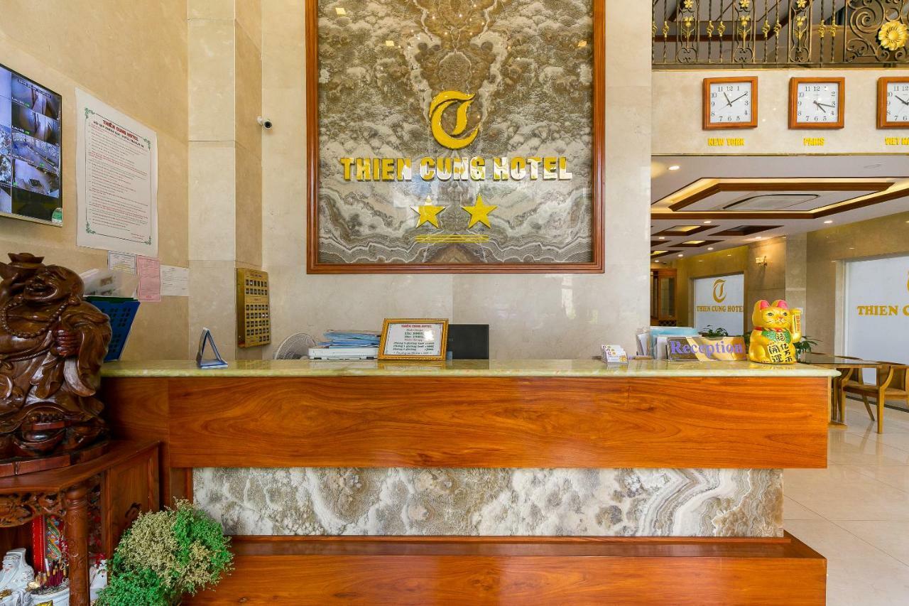 Oyo 231 Thien Cung Hotel Хошимін Екстер'єр фото